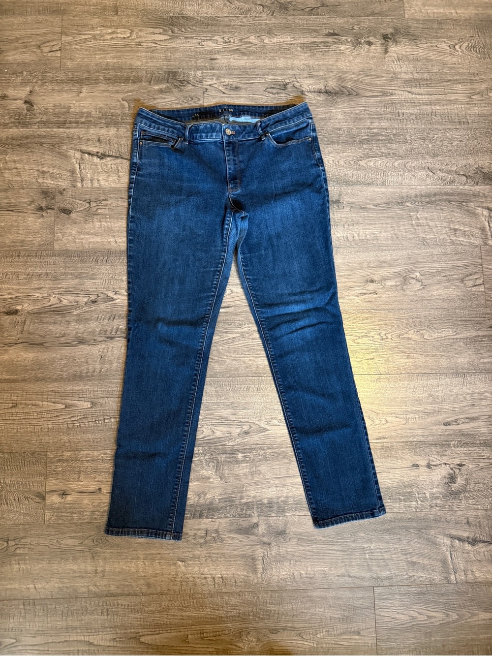 White House Black Market Straight Leg Dark Blue Jeans